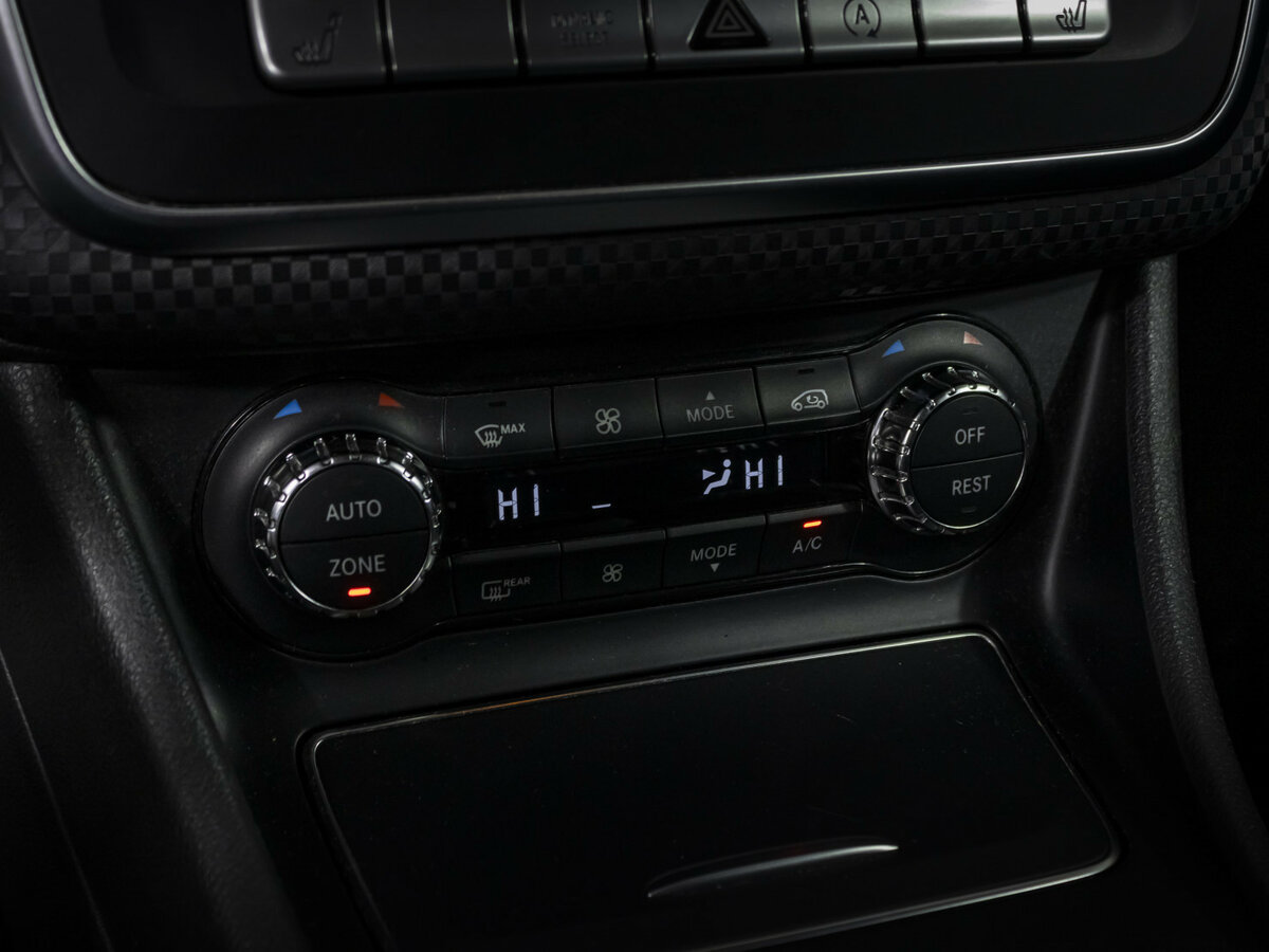 Купить Mercedes-Benz A-Класс 180 III (W176) Рестайлинг, 2016, 135 781 км, фото №15