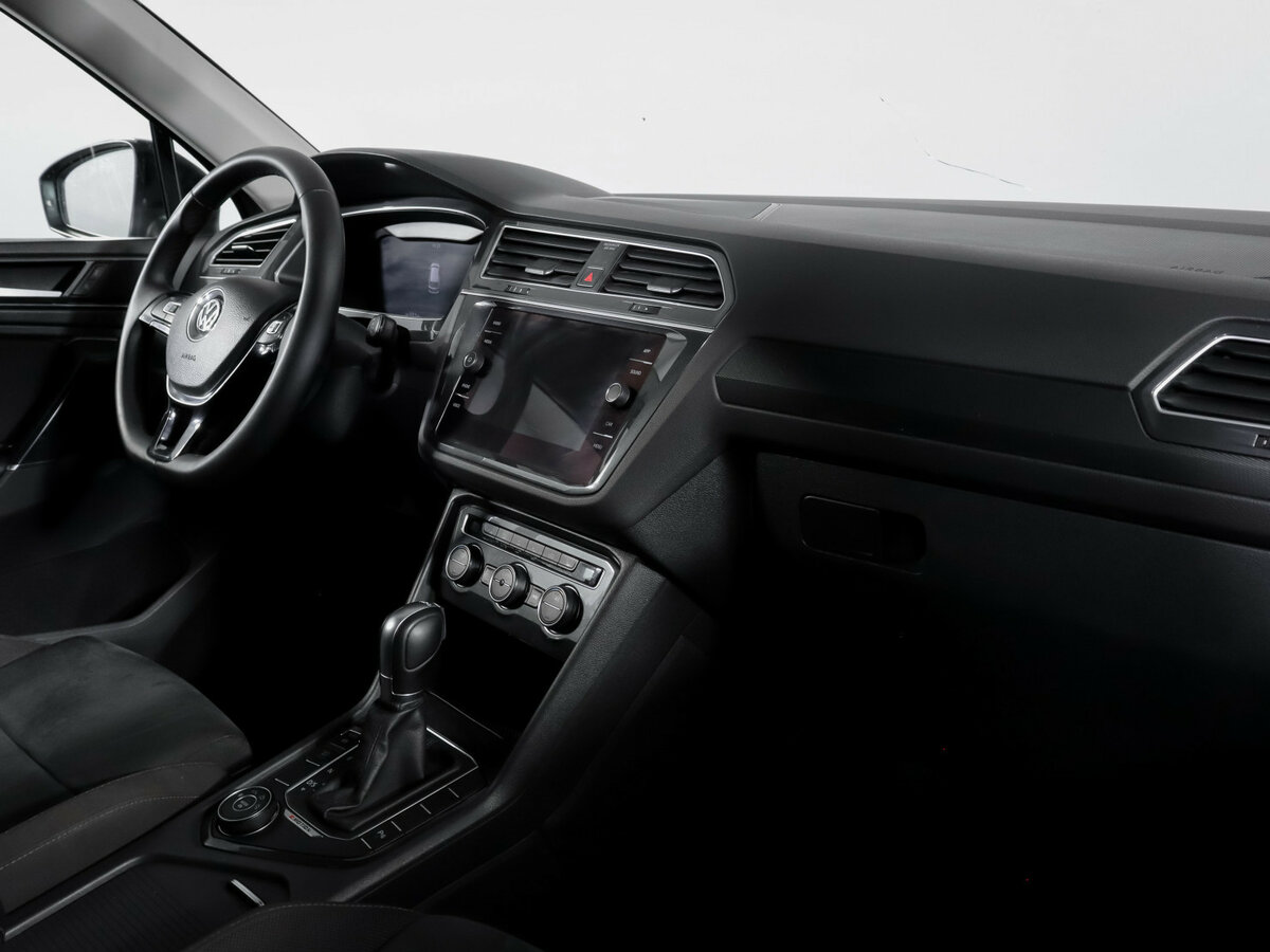 Купить Volkswagen Tiguan II, 2018, 110 600 км, фото №7