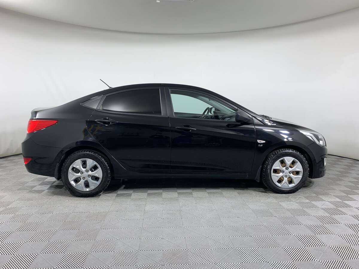 Купить Hyundai Solaris, 2014, 100 924 км, фото №4