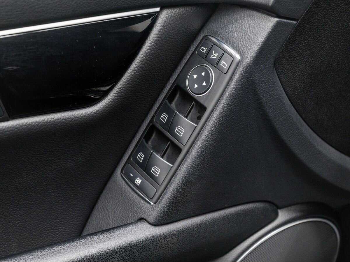 Купить Mercedes-Benz C-Класс 180, 2013, 173 000 км, фото №15