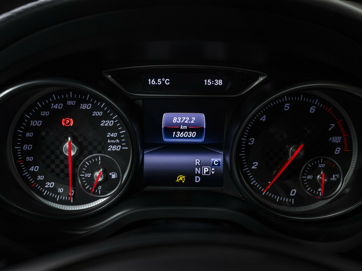Купить Mercedes-Benz A-Класс 180 III (W176) Рестайлинг, 2016, 135 781 км, фото №11