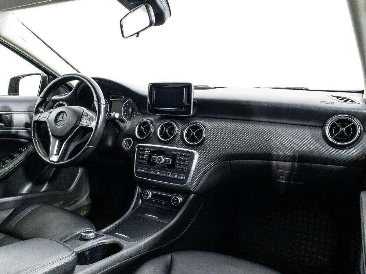 Купить Mercedes-Benz GLA 250, 2014, 148 313 км, фото №9