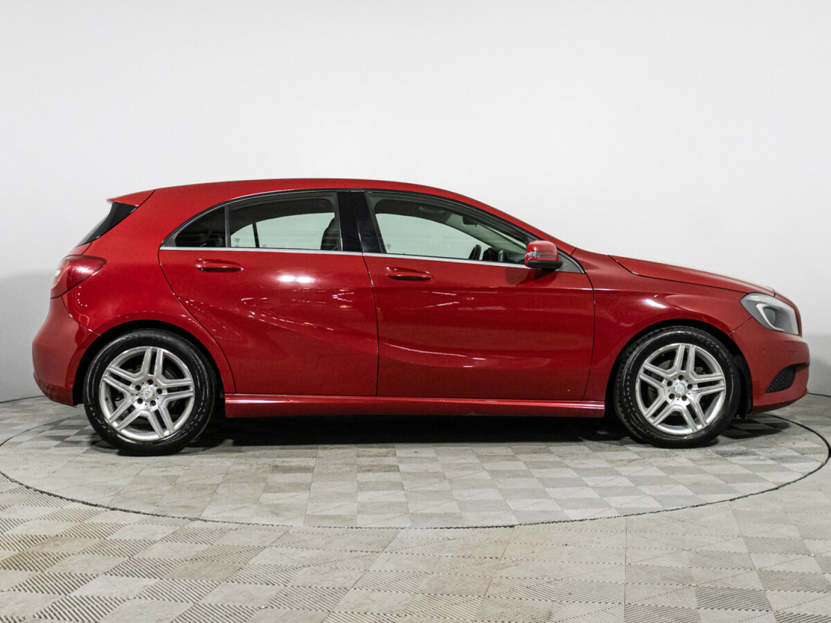 Купить Mercedes-Benz A-Класс 180 III (W176), 2013, 126 995 км, фото №4