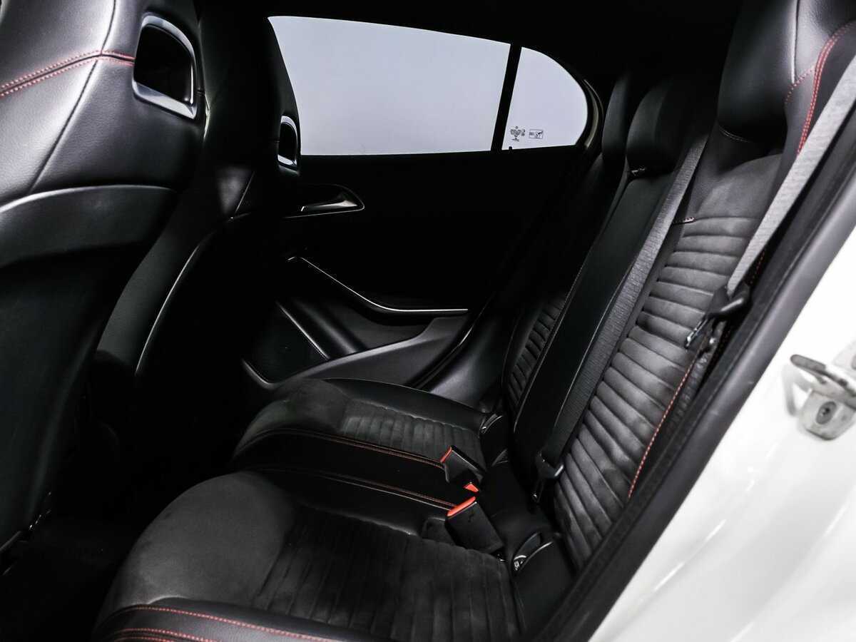 Купить Mercedes-Benz GLA 250, 2017, 106 993 км, фото №3