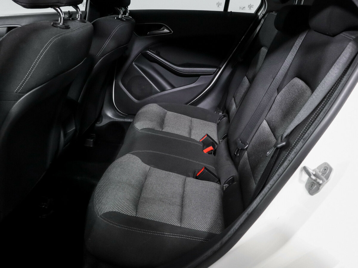 Купить Mercedes-Benz A-Класс 180 III (W176), 2014, 120 515 км, фото №8