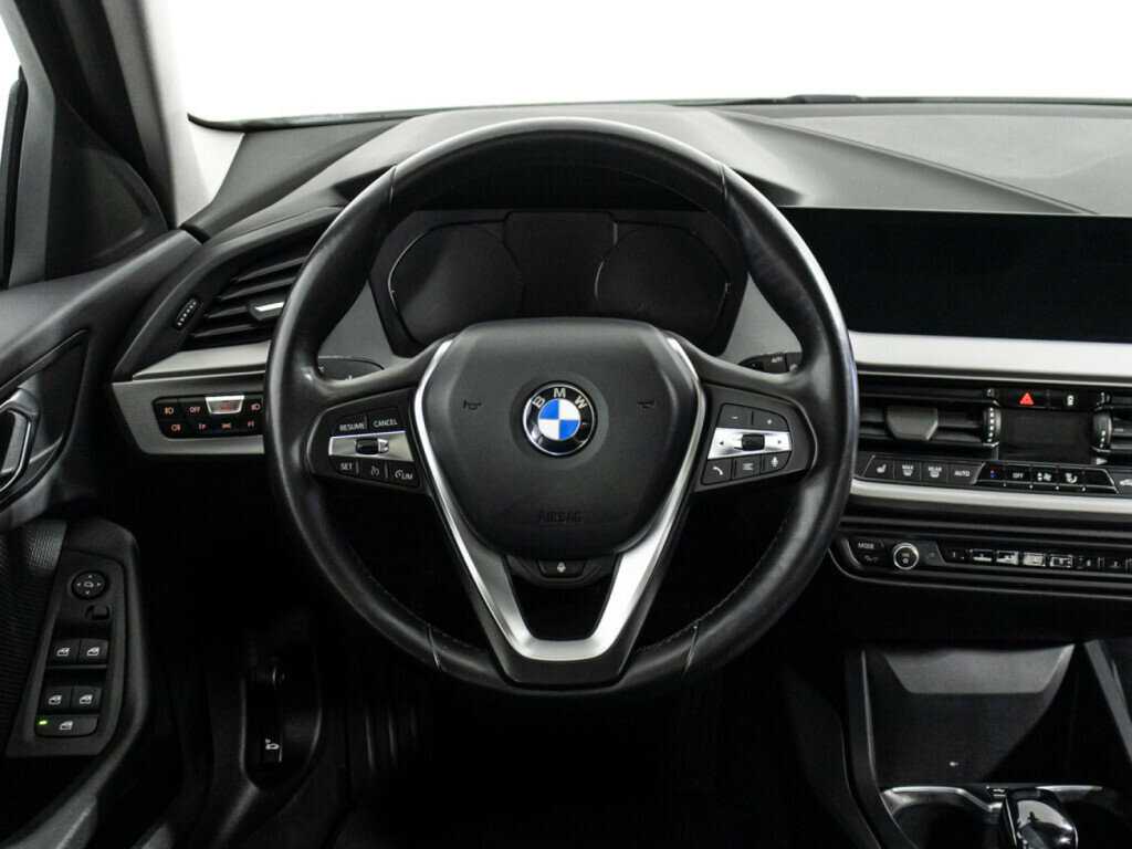 Купить BMW 1 серии 120d xDrive, 2019, 140 424 км, фото №19