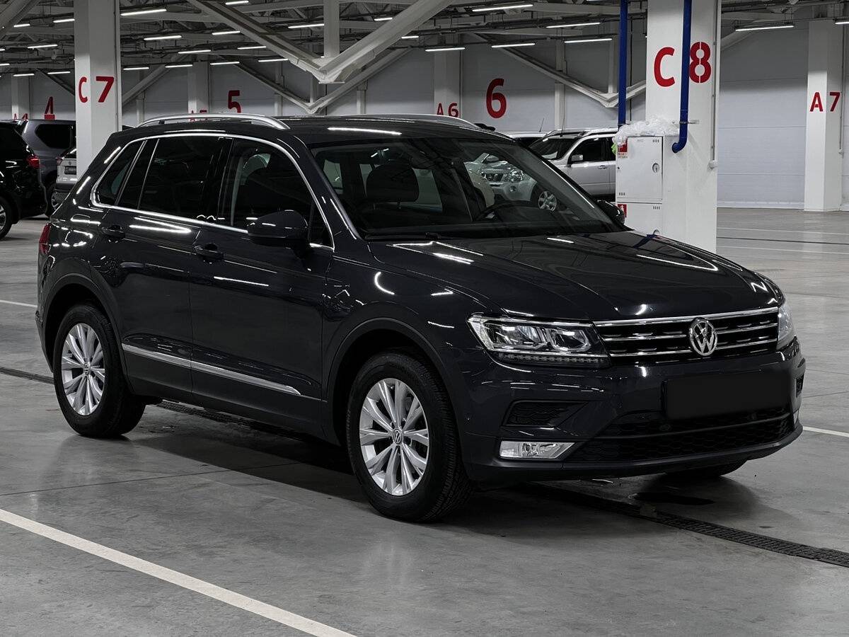 Купить Volkswagen Tiguan, 2017, 136 172 км, фото №3
