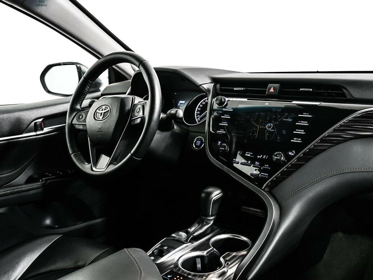Купить Toyota Camry, 2019, 201 000 км, фото №9