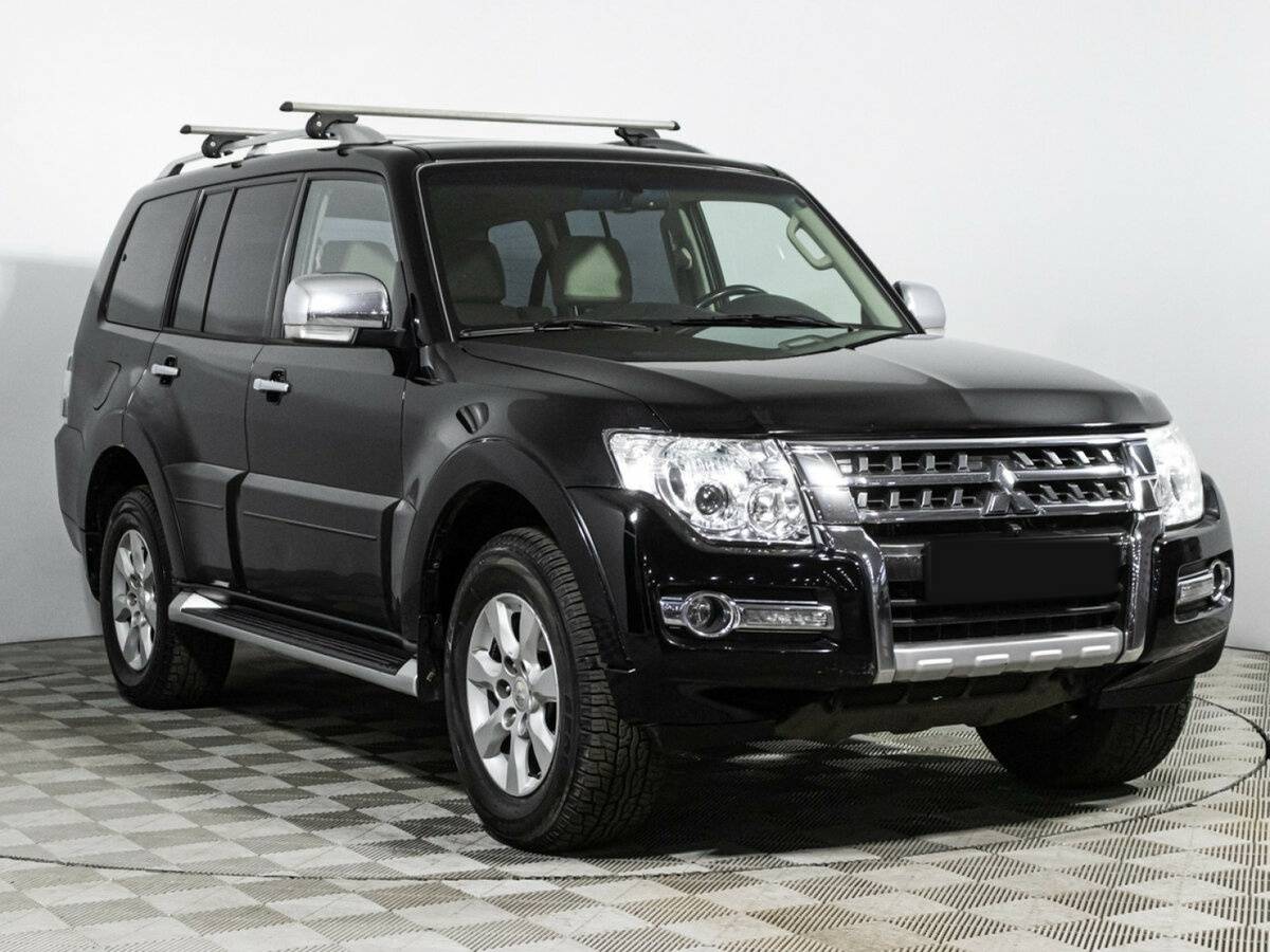 Купить Mitsubishi Pajero IV Рестайлинг 2, 2017, 141 000 км, фото №3