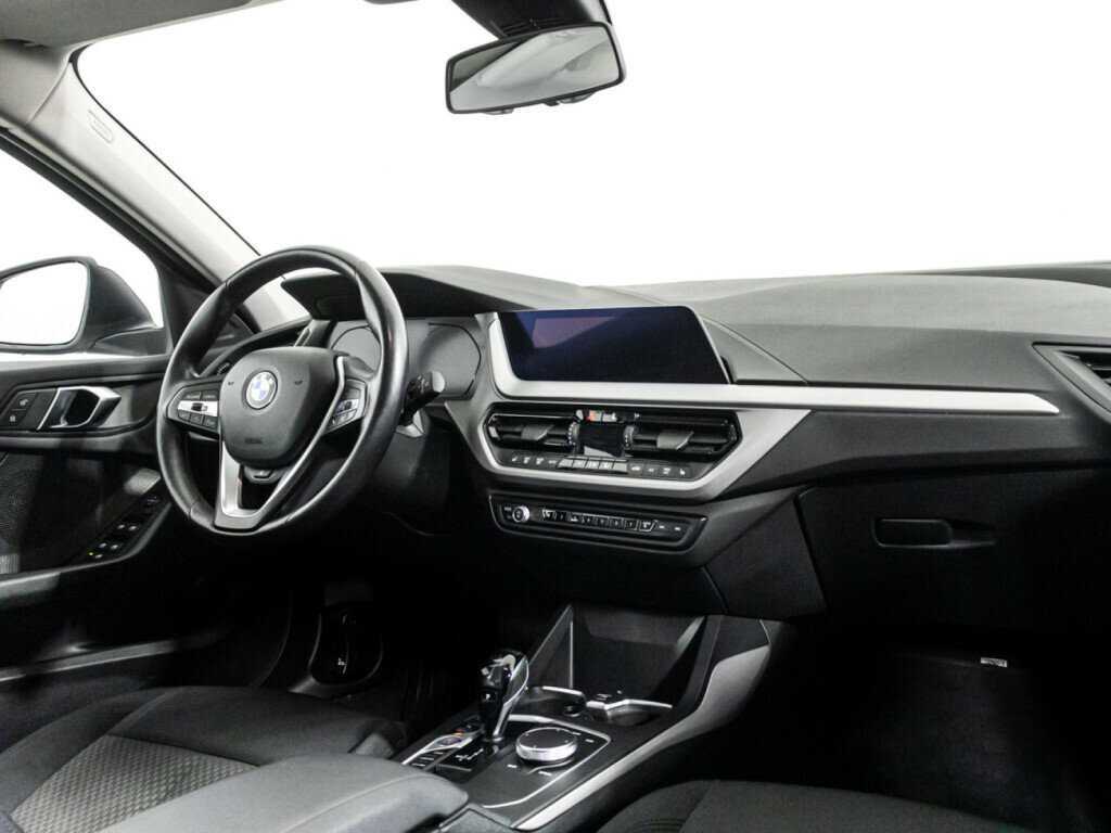 Купить BMW 1 серии 120d xDrive, 2019, 140 424 км, фото №9