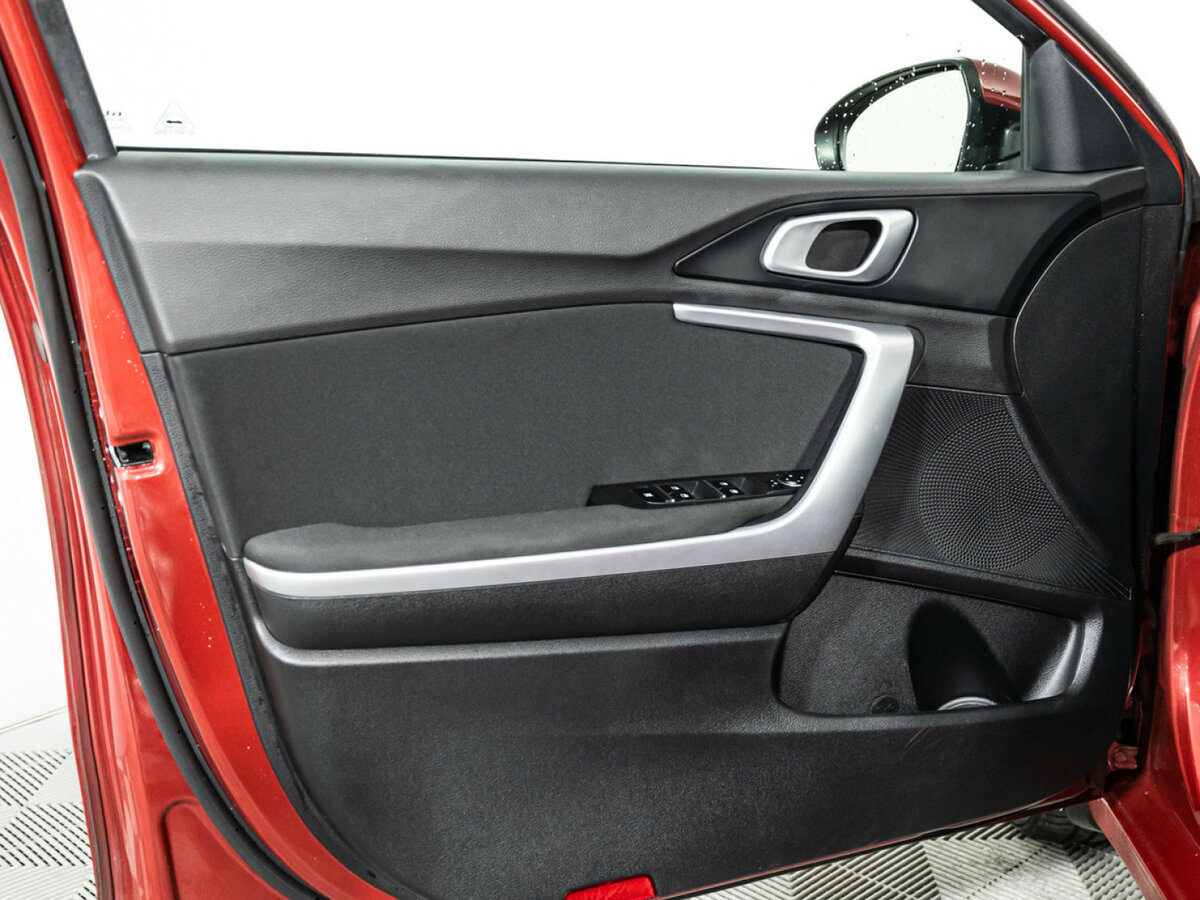 Купить Kia Ceed III Рестайлинг, 2022, 142 884 км, фото №21