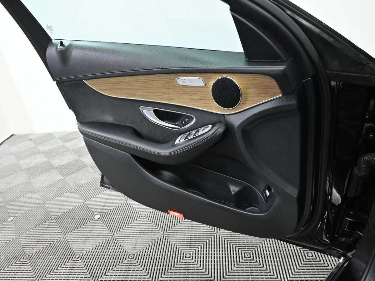 Купить Mercedes-Benz C-Класс 180, 2016, 131 000 км, фото №5