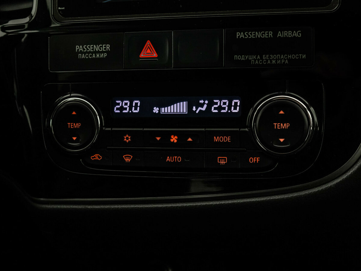 Купить Mitsubishi Outlander III Рестайлинг 2, 2015, 245 490 км, фото №12