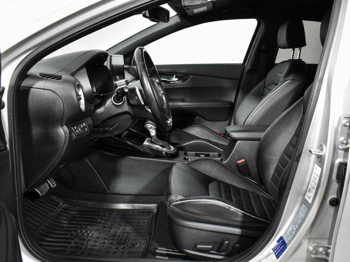 Купить Kia Cerato, 2022, 175 696 км, фото №9