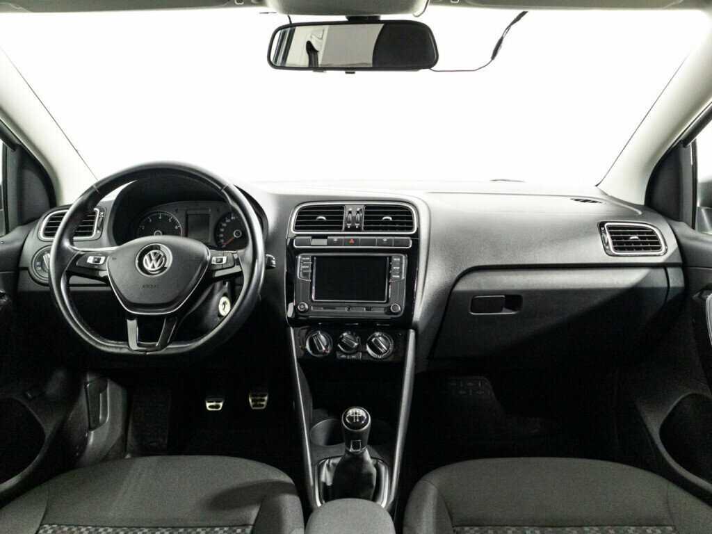Купить Volkswagen Polo, 2015, 166 336 км, фото №13