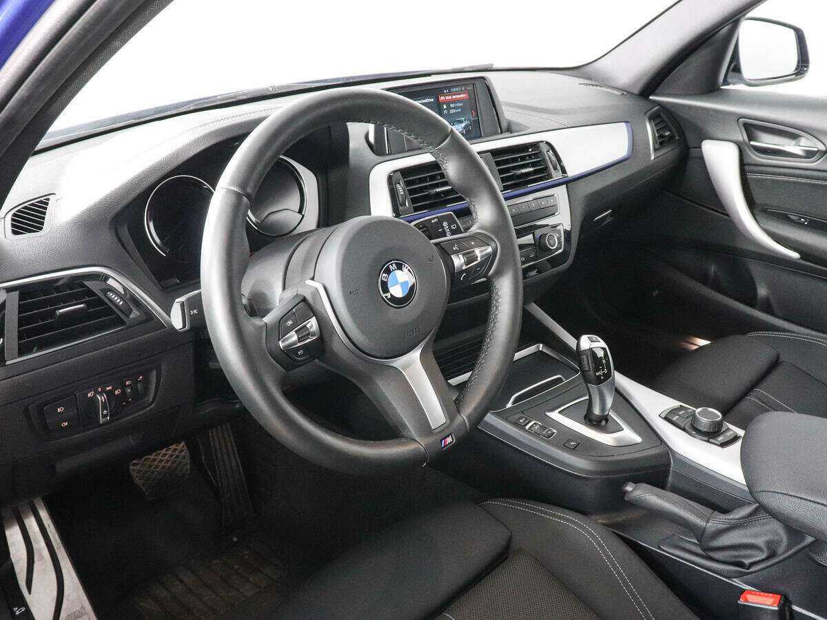 Купить BMW 1 серии 118i, 2018, 1 990 км, фото №10