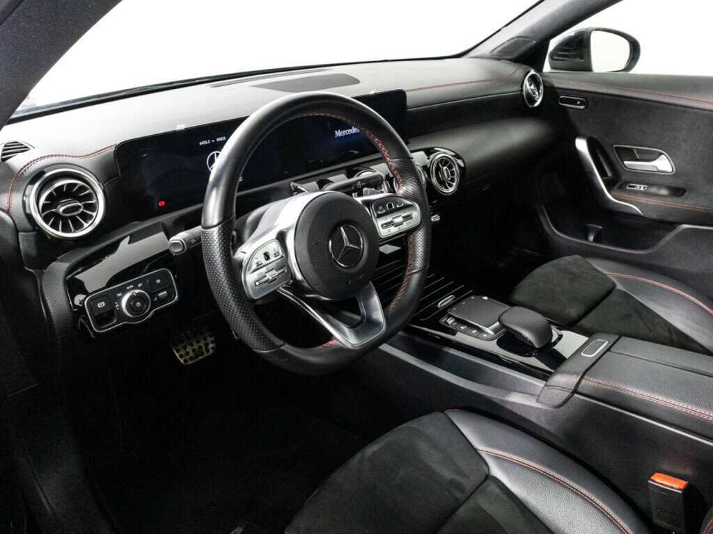 Купить Mercedes-Benz CLA 200, 2020, 49 750 км, фото №11