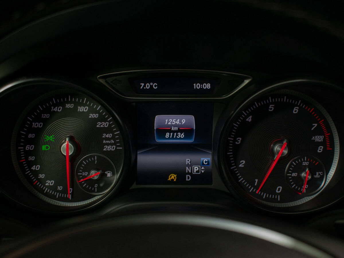 Купить Mercedes-Benz GLA 200 I (X156) Рестайлинг, 2018, 81 142 км, фото №10