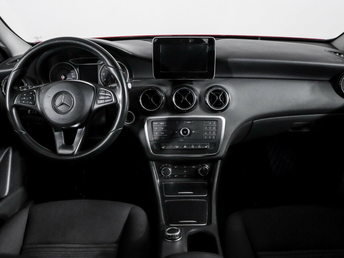 Купить Mercedes-Benz A-Класс 180 III (W176) Рестайлинг, 2015, 100 020 км, фото №10