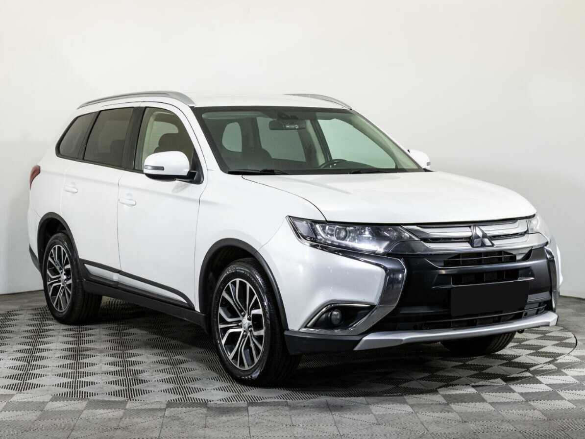 Купить Mitsubishi Outlander, 2017, 140 611 км, фото №3