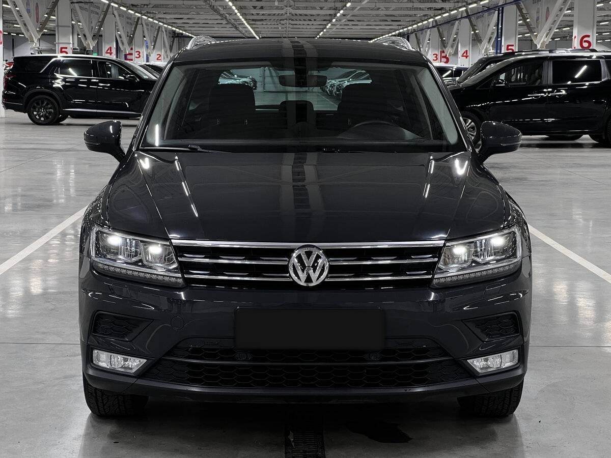 Купить Volkswagen Tiguan, 2017, 136 172 км, фото №2