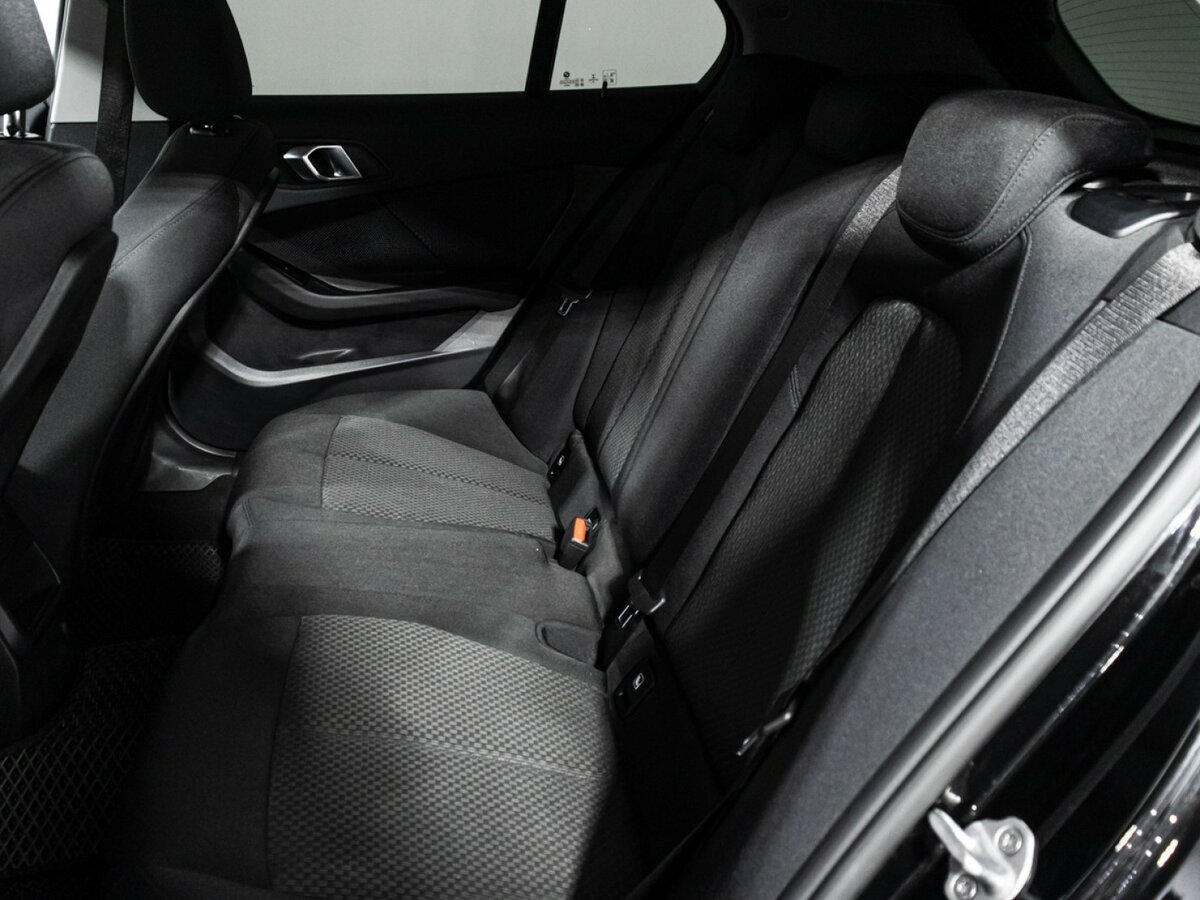Купить BMW 1 серии 116d III (F40), 2020, 57 000 км, фото №10