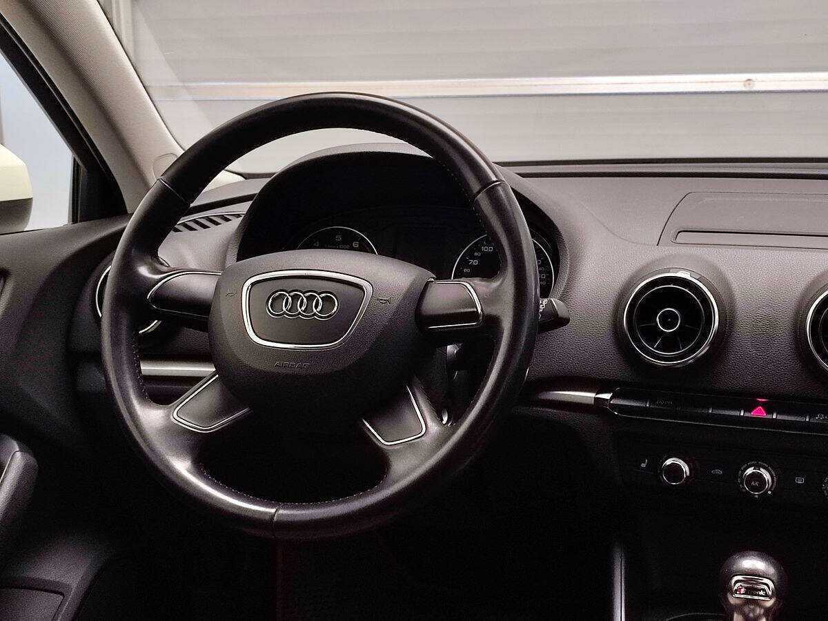 Купить Audi A3 Sportback, 2013, 147 248 км, фото №10
