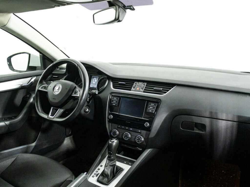 Купить Skoda Octavia, 2018, 188 942 км, фото №9