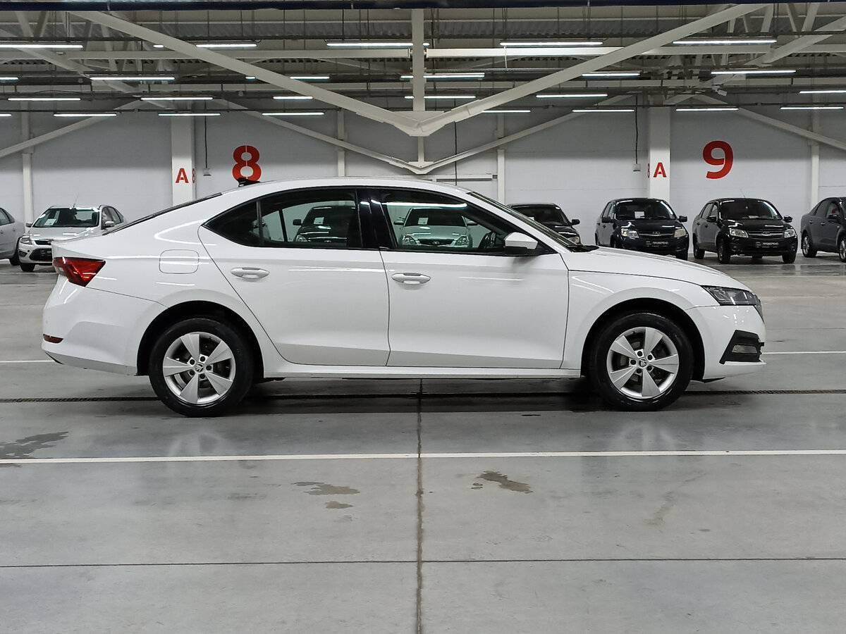 Купить Skoda Octavia, 2021, 167 259 км, фото №4