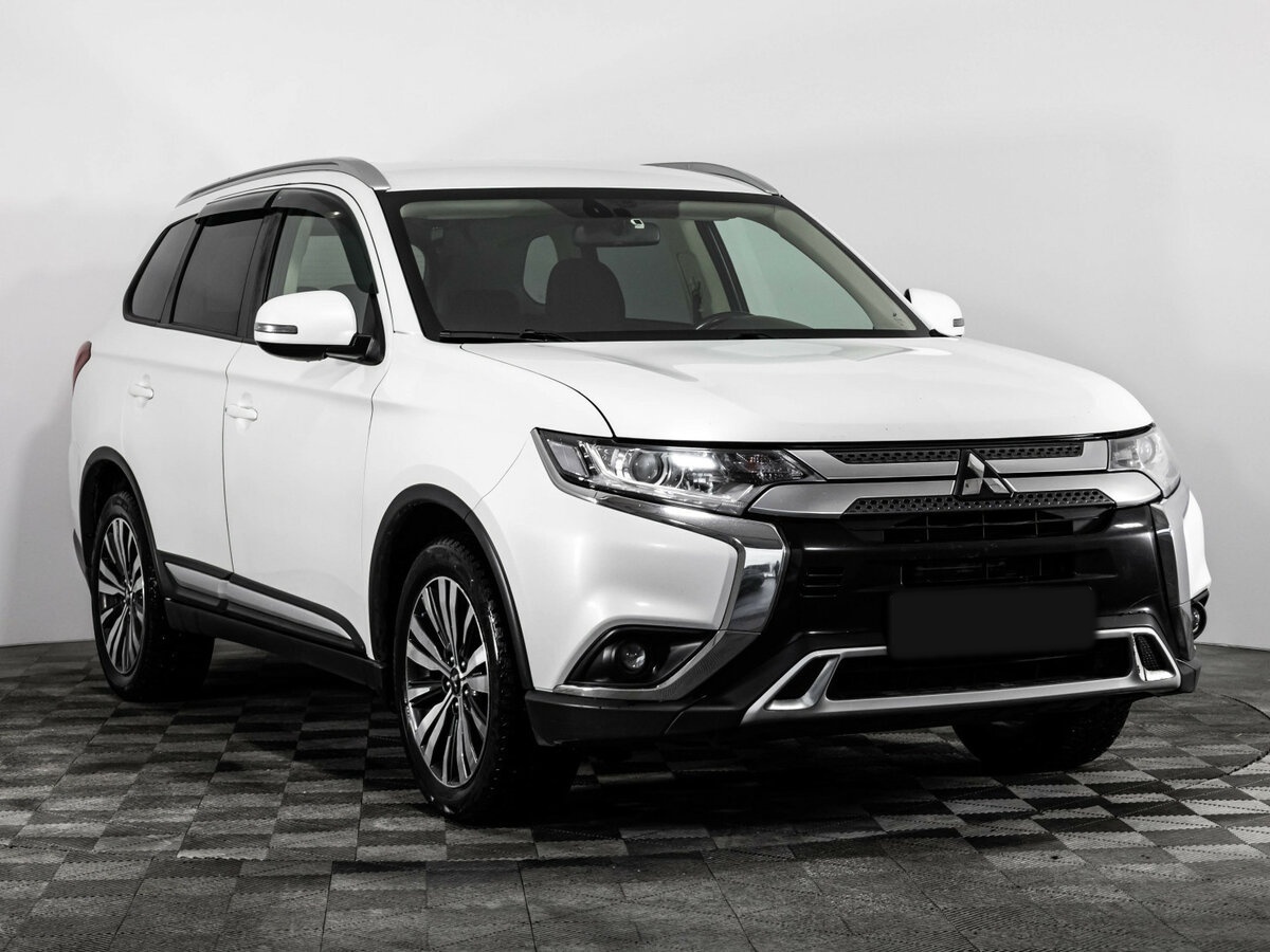 Купить Mitsubishi Outlander III Рестайлинг 3, 2019, 127 071 км, фото №3