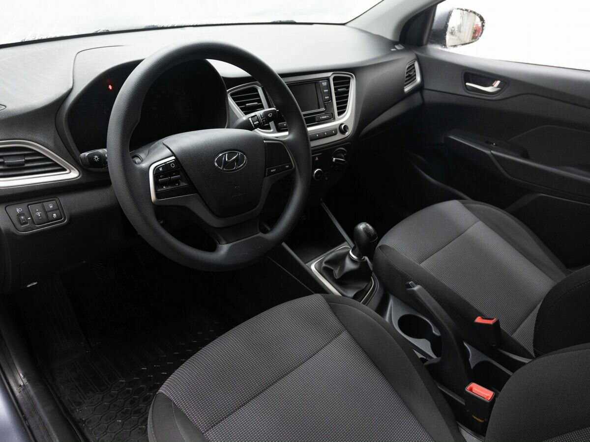 Купить Hyundai Solaris, 2019, 36 124 км, фото №9
