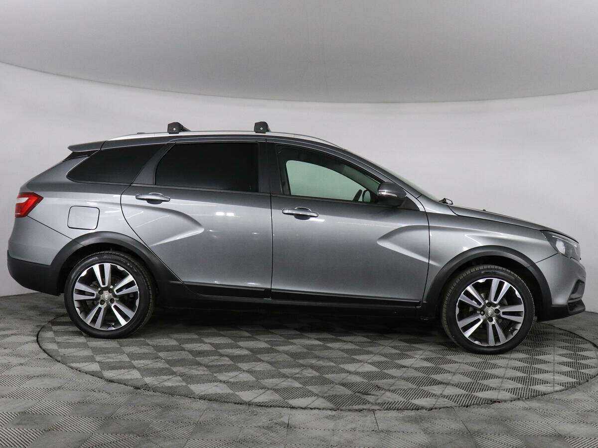 Купить Lada (ВАЗ) Vesta SW Cross, 2019, 66 515 км, фото №4