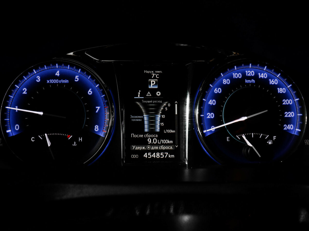 Купить Toyota Camry VII (XV50) Рестайлинг, 2016, 454 856 км, фото №9