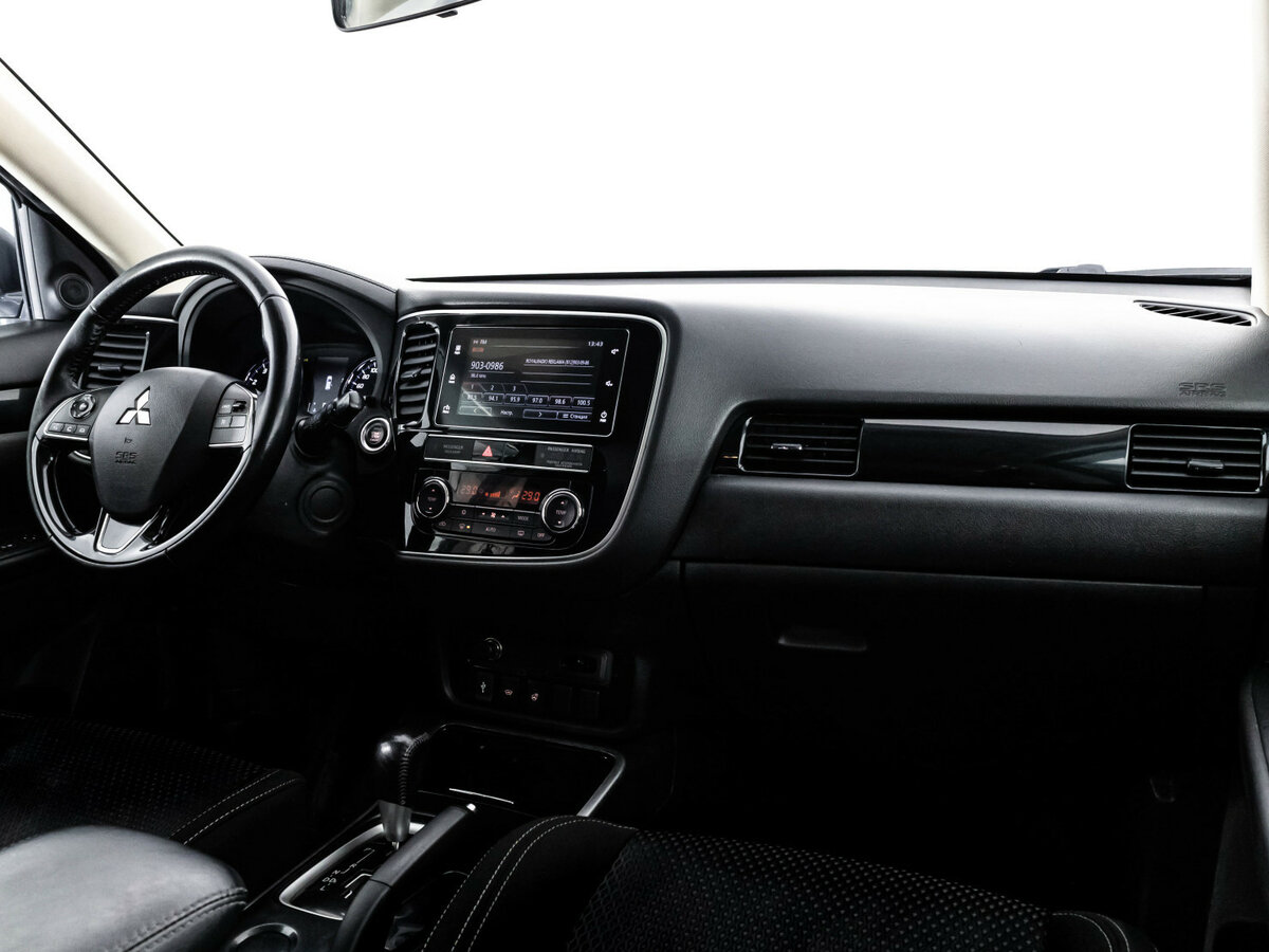 Купить Mitsubishi Outlander III Рестайлинг 3, 2019, 127 071 км, фото №7