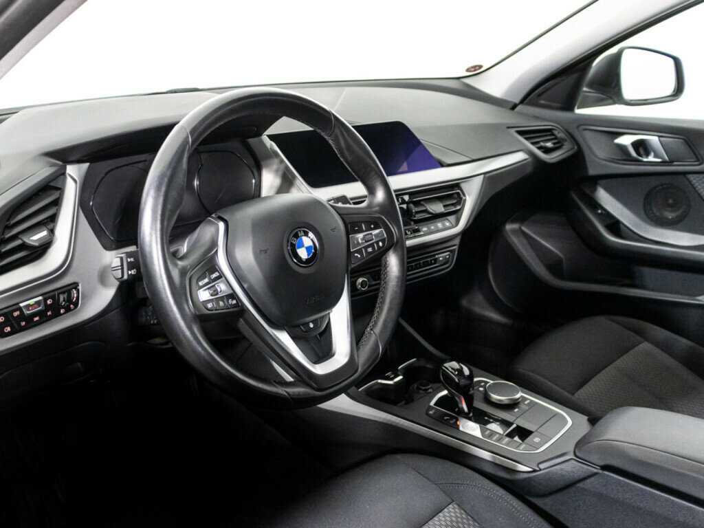 Купить BMW 1 серии 120d xDrive, 2019, 140 424 км, фото №11