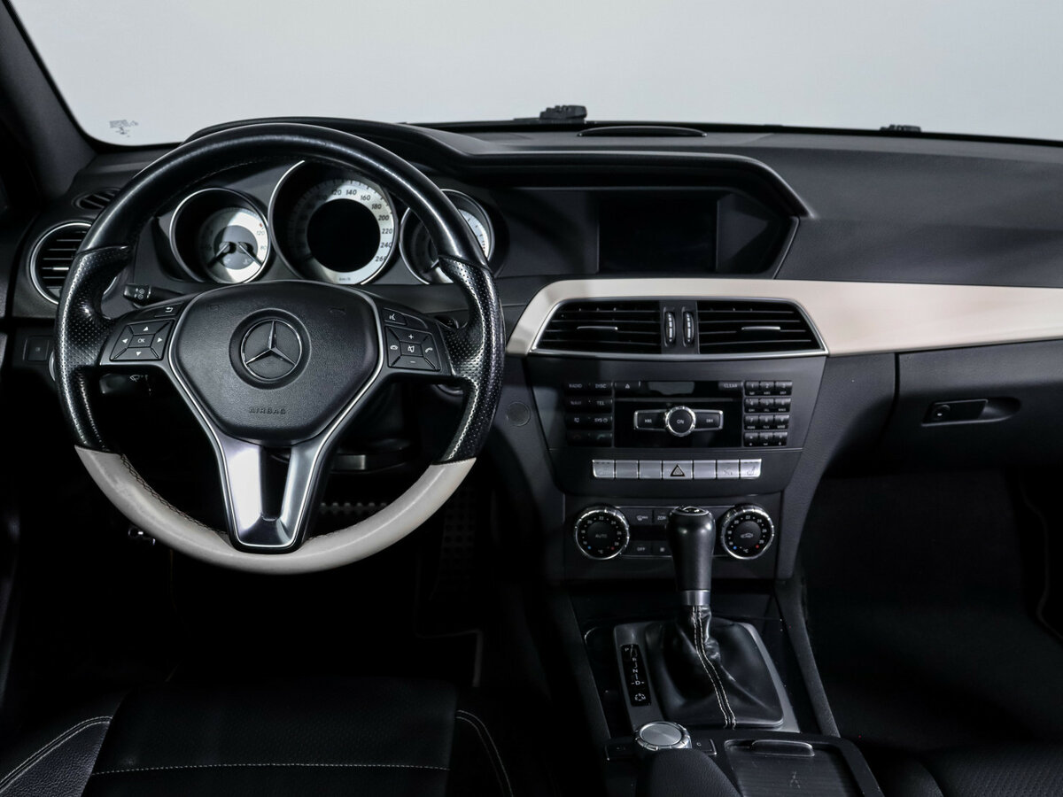 Купить Mercedes-Benz C-Класс 180 III (W204) Рестайлинг, 2012, 189 331 км, фото №10