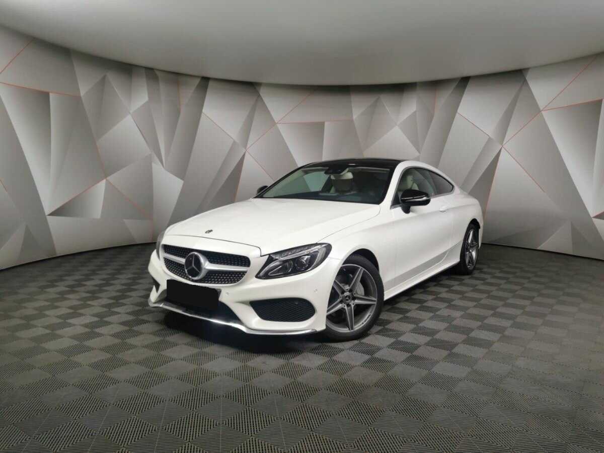 Купить Mercedes-Benz C-Класс 180, 2015, 108 112 км, фото №1