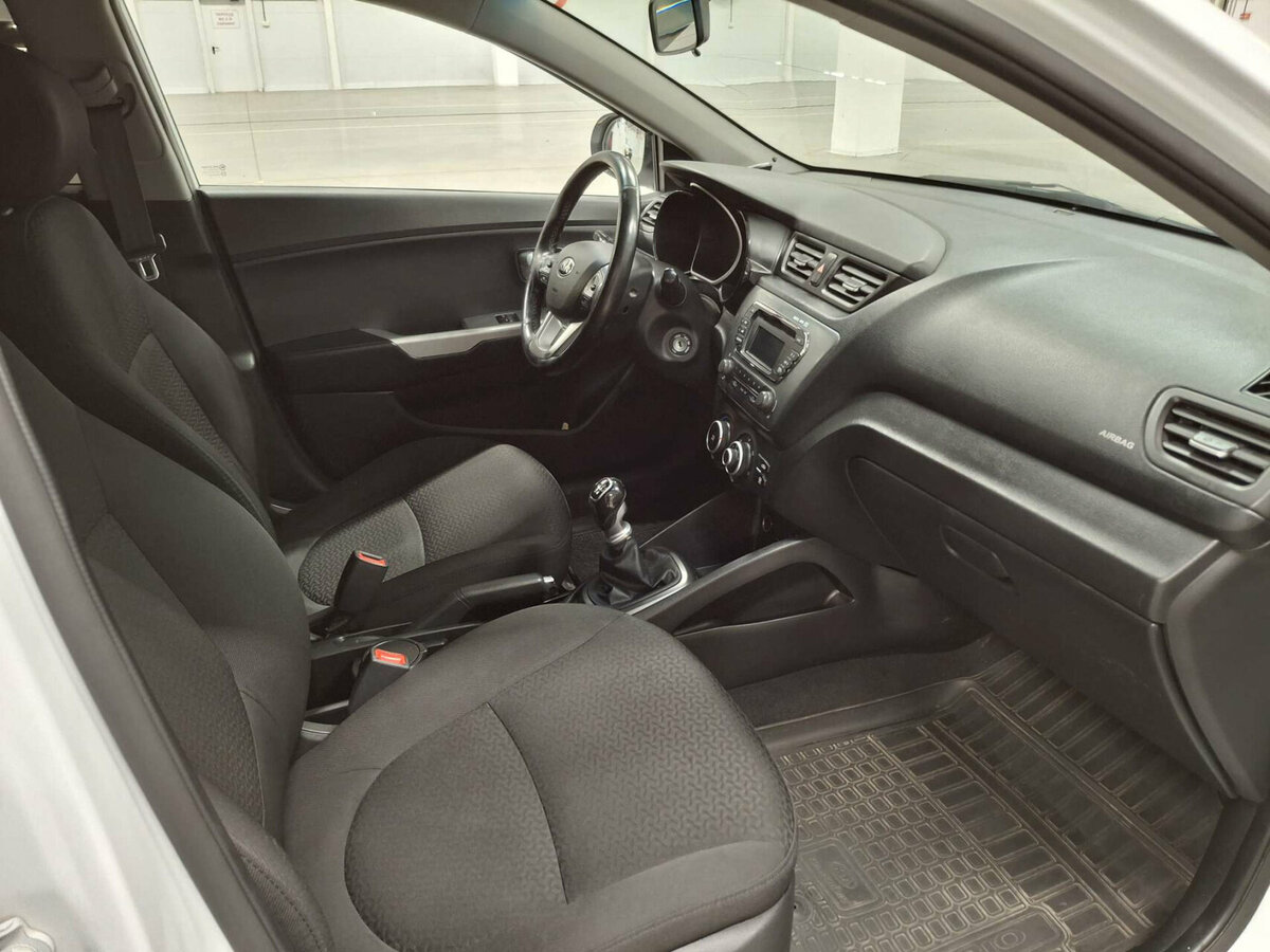Купить Kia Rio III, 2014, 161 116 км, фото №11