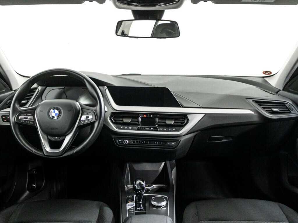 Купить BMW 1 серии 120d xDrive, 2019, 140 424 км, фото №13