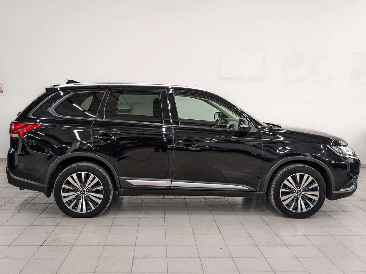 Купить Mitsubishi Outlander, 2020, 158 018 км, фото №4