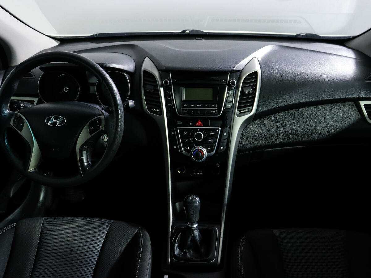 Купить Hyundai i30, 2013, 218 378 км, фото №12