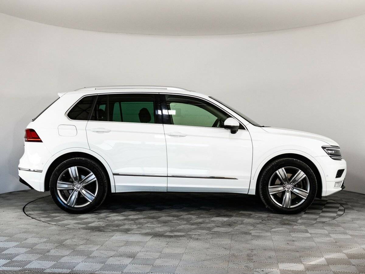 Купить Volkswagen Tiguan, 2017, 214 699 км, фото №6