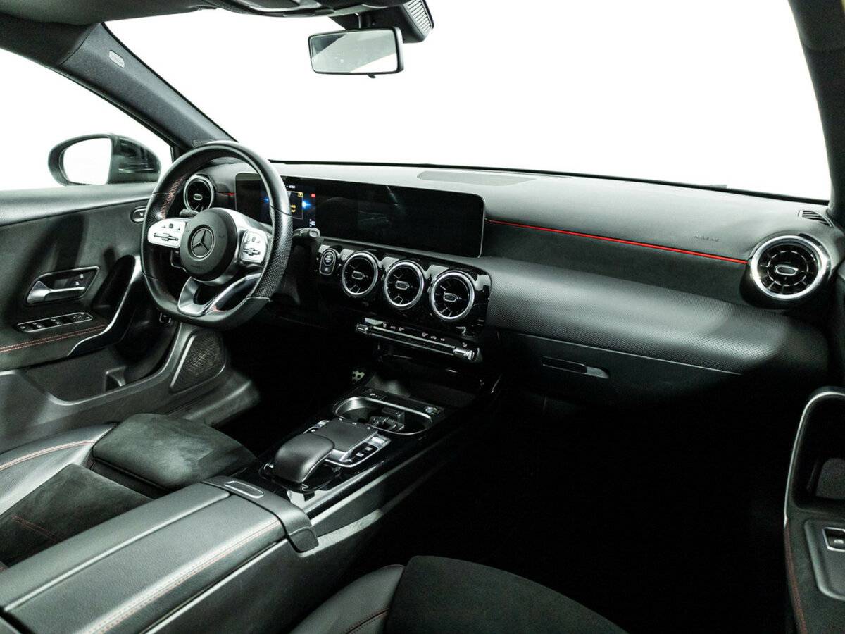 Купить Mercedes-Benz A-Класс 200 IV (W177), 2019, 60 000 км, фото №9