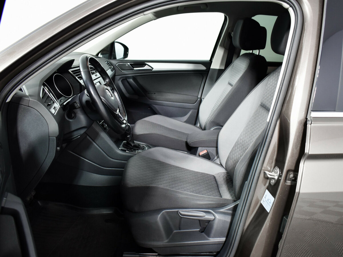 Купить Volkswagen Tiguan II, 2018, 78 600 км, фото №10