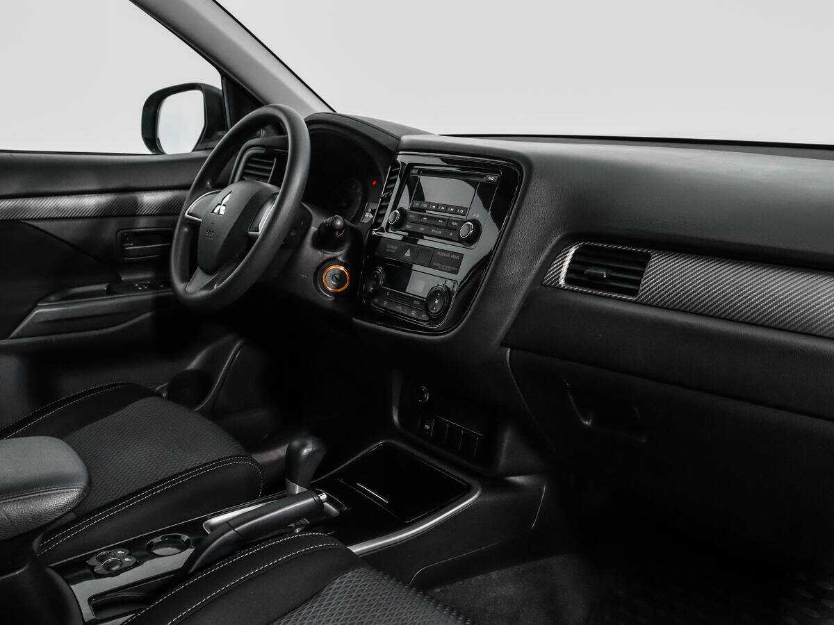 Купить Mitsubishi Outlander, 2018, 61 896 км, фото №11