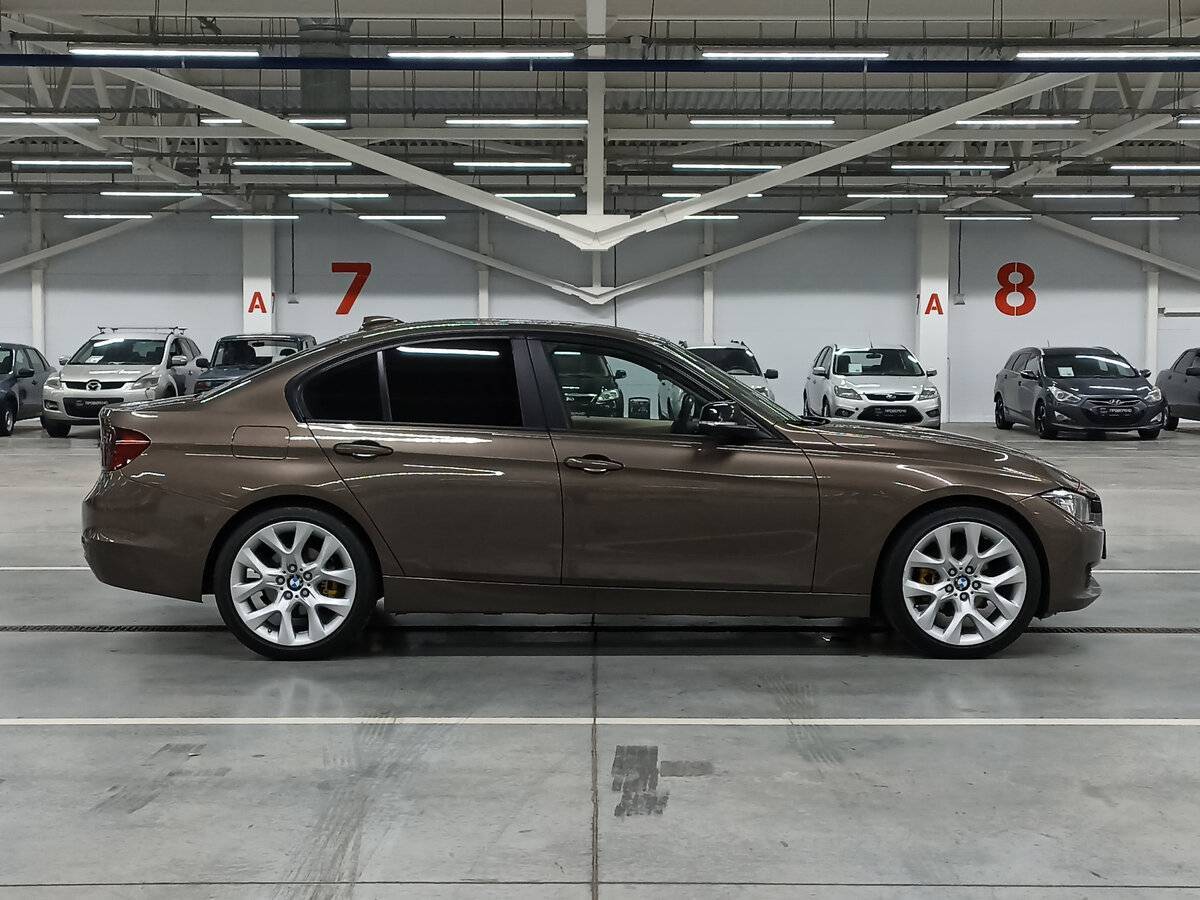 Купить BMW 3 серии 320i, 2013, 225 002 км, фото №4