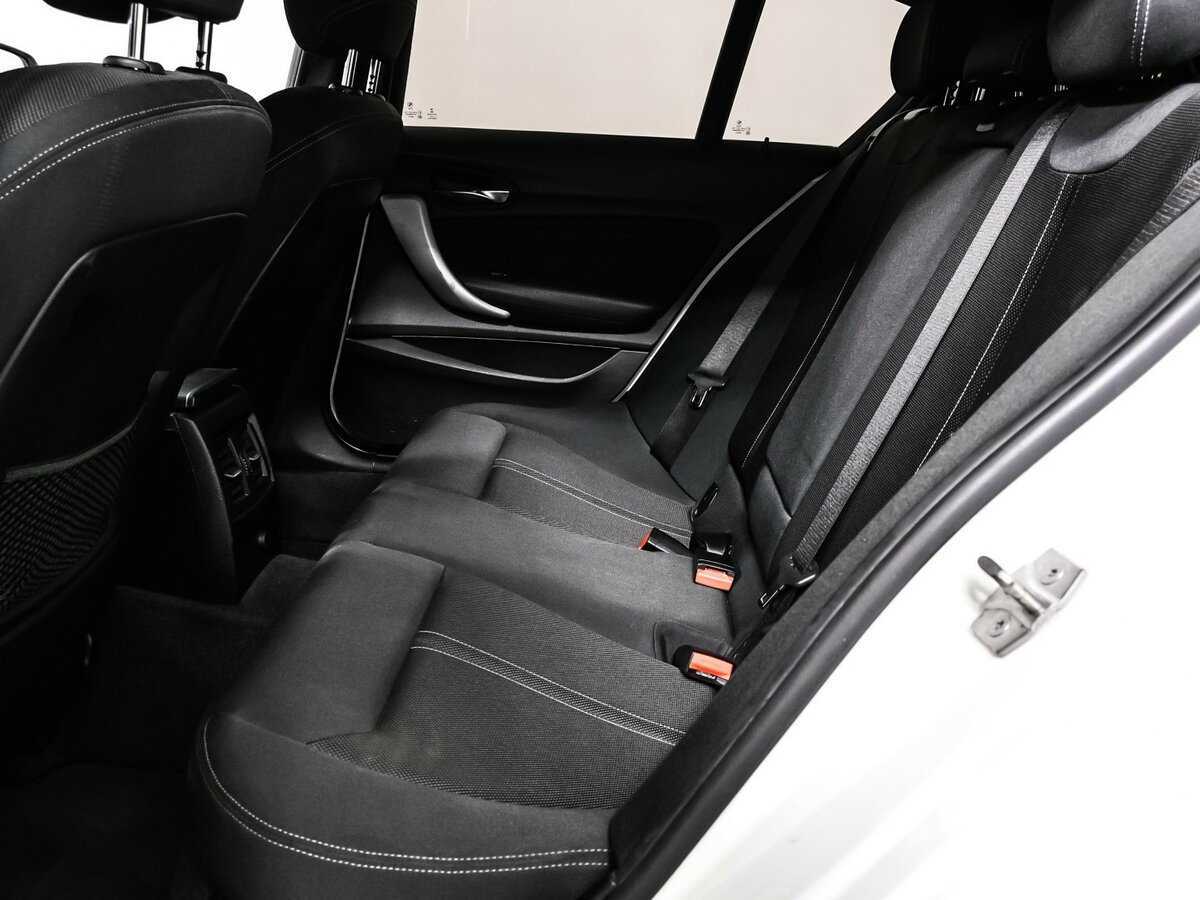 Купить BMW 1 серии 118i, 2019, 85 096 км, фото №13