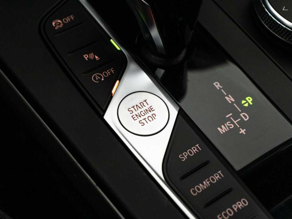 Купить BMW 1 серии 120d xDrive, 2019, 140 424 км, фото №16