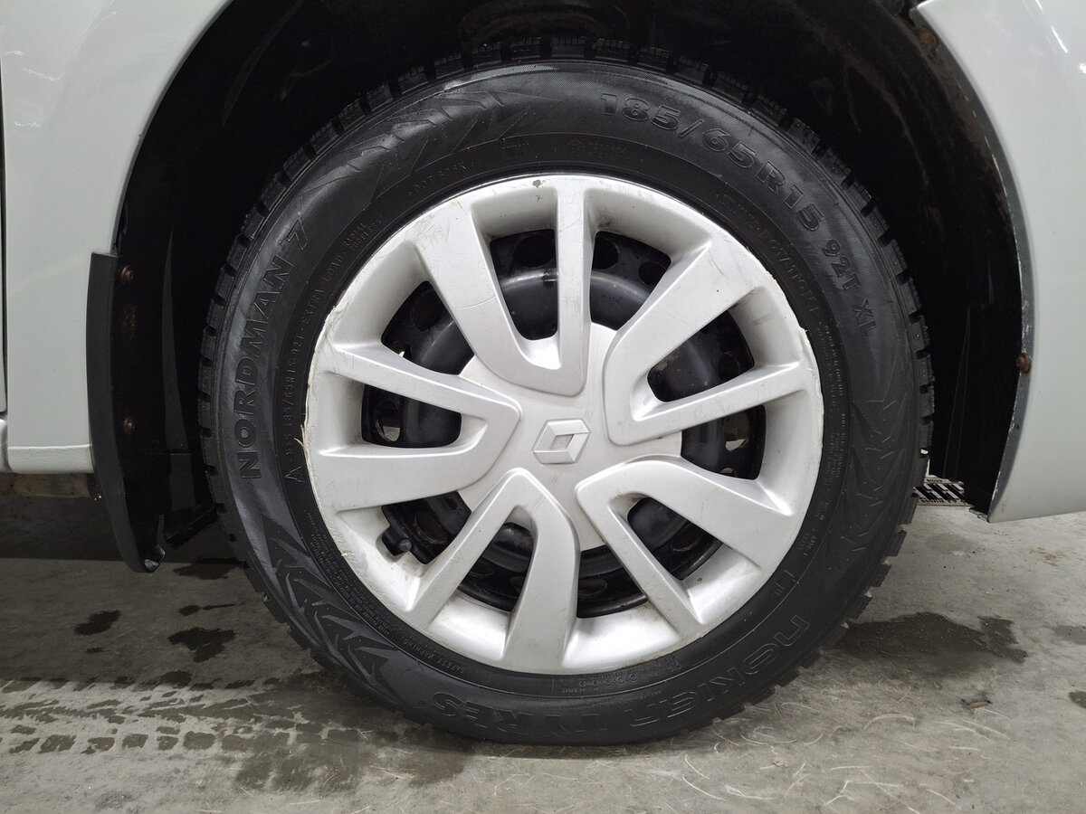 Купить Renault Logan II, 2015, 139 627 км, фото №17