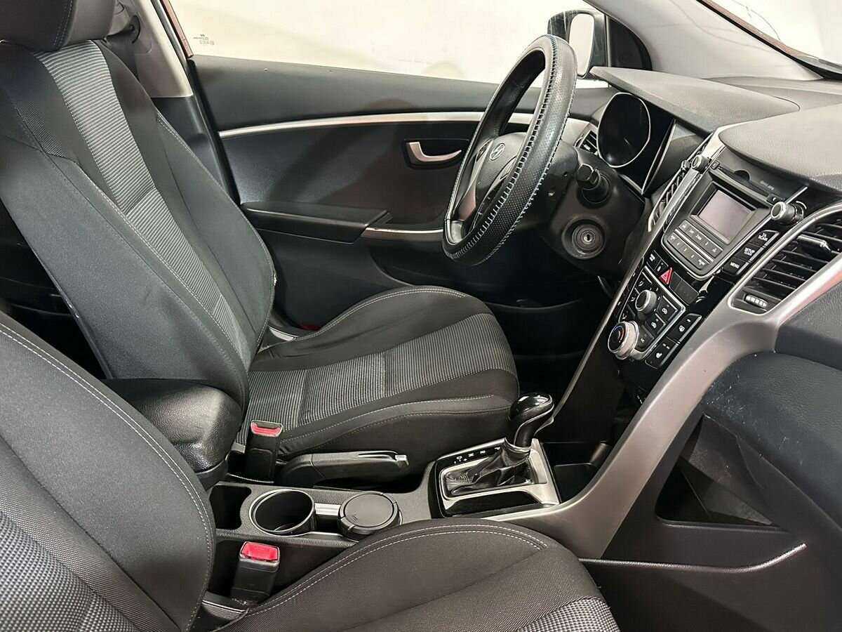 Купить Hyundai i30, 2012, 229 547 км, фото №10